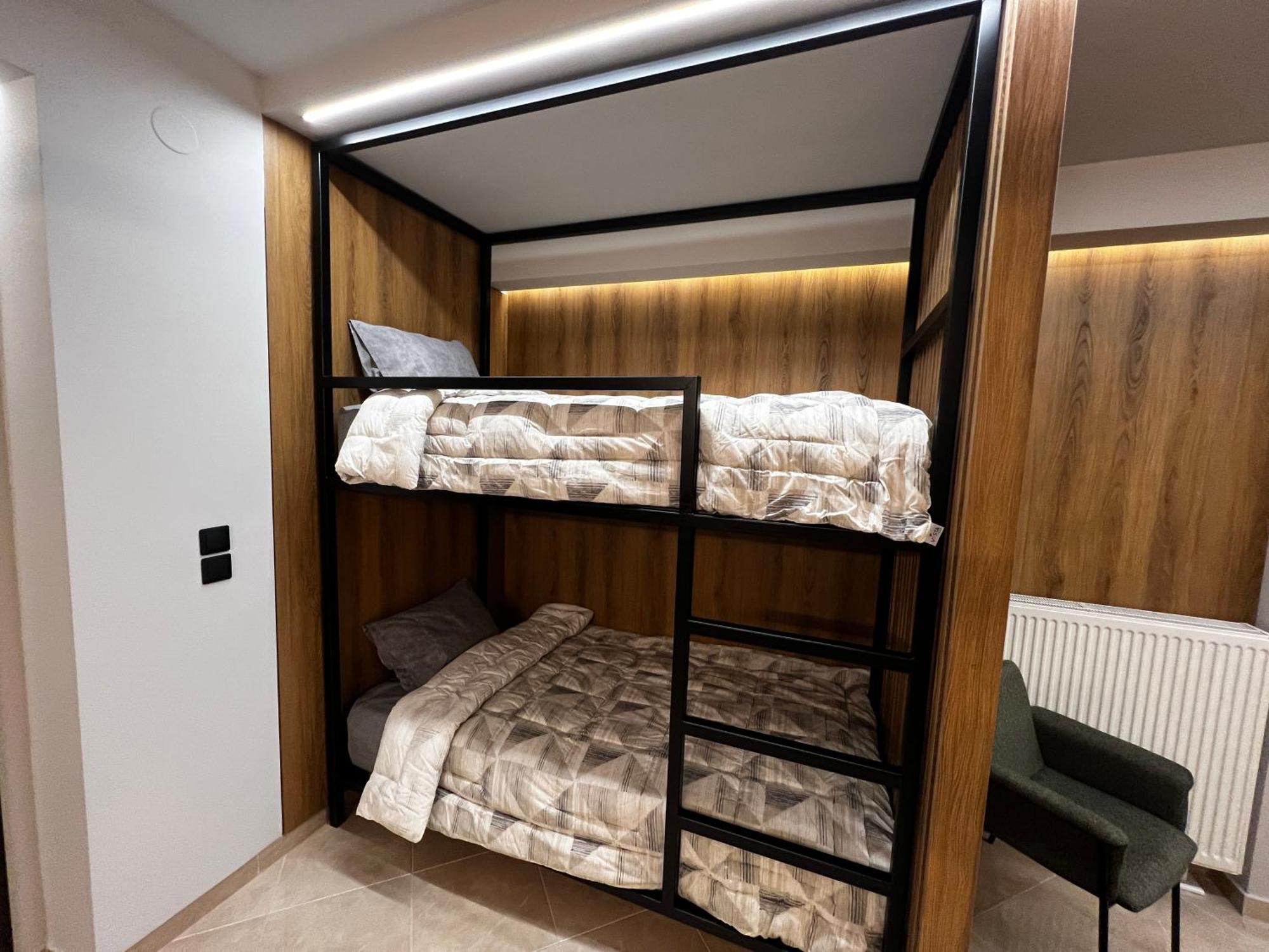 Suite Rooms - Fine Living Vevi 外观 照片