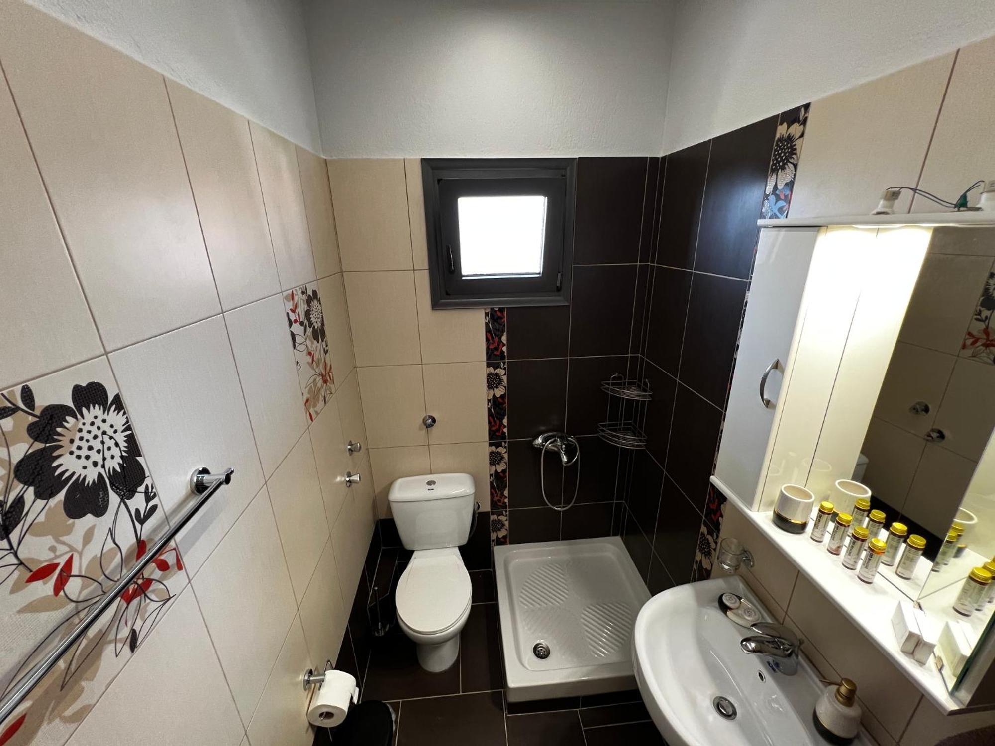 Suite Rooms - Fine Living Vevi 外观 照片