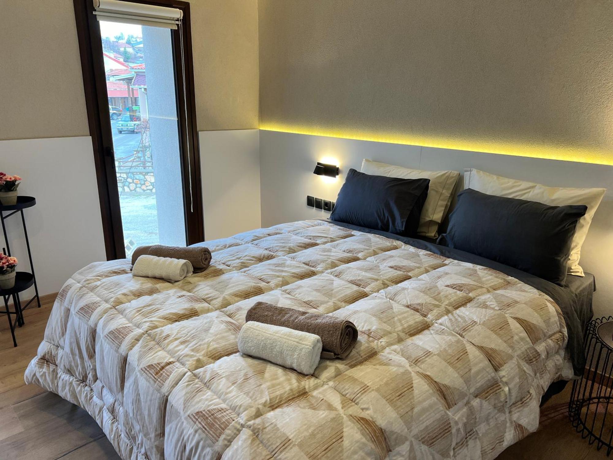 Suite Rooms - Fine Living Vevi 外观 照片