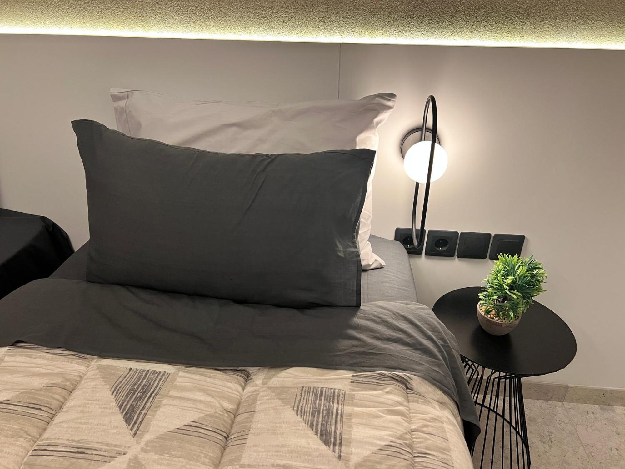 Suite Rooms - Fine Living Vevi 外观 照片